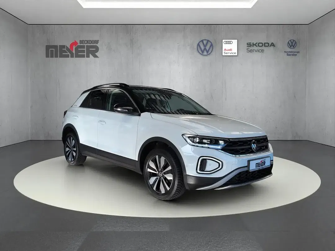 Volkswagen T-Roc - Thumbnail 8