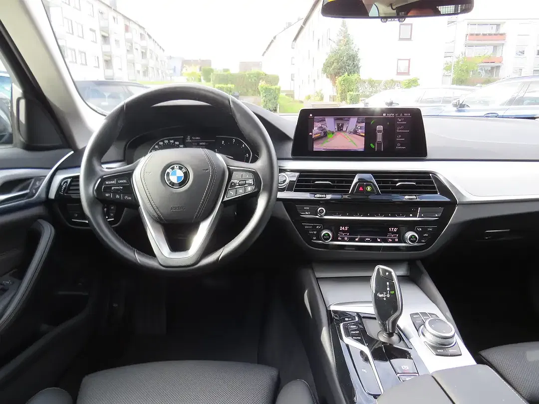 BMW 520 - Thumbnail 11