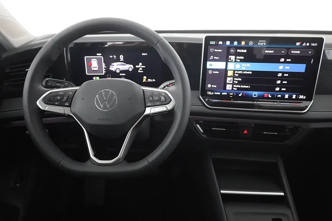 Volkswagen Tiguan - Thumbnail 9