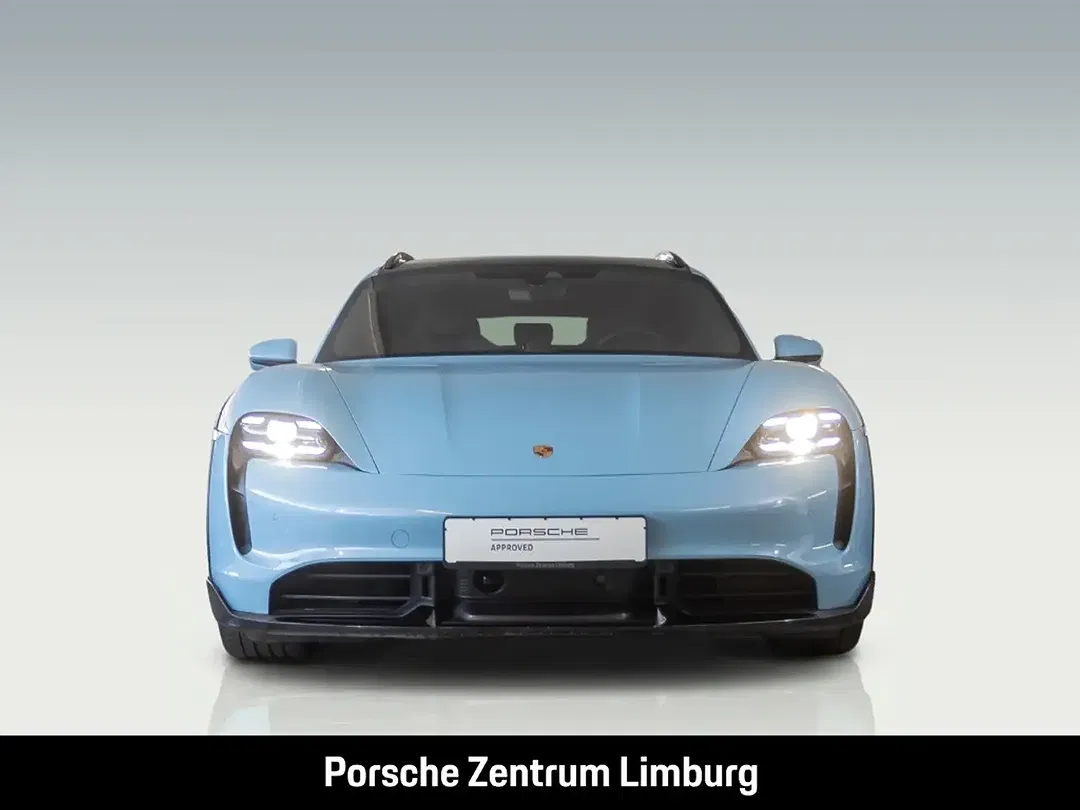 Porsche Taycan - Thumbnail 4