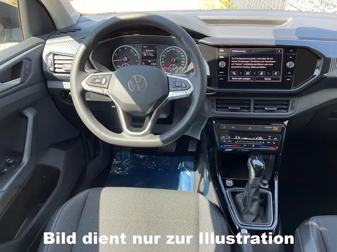 Volkswagen T-Cross - Thumbnail 6
