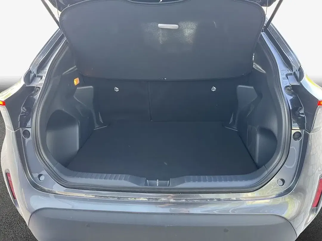 Toyota Yaris Cross - Thumbnail 8