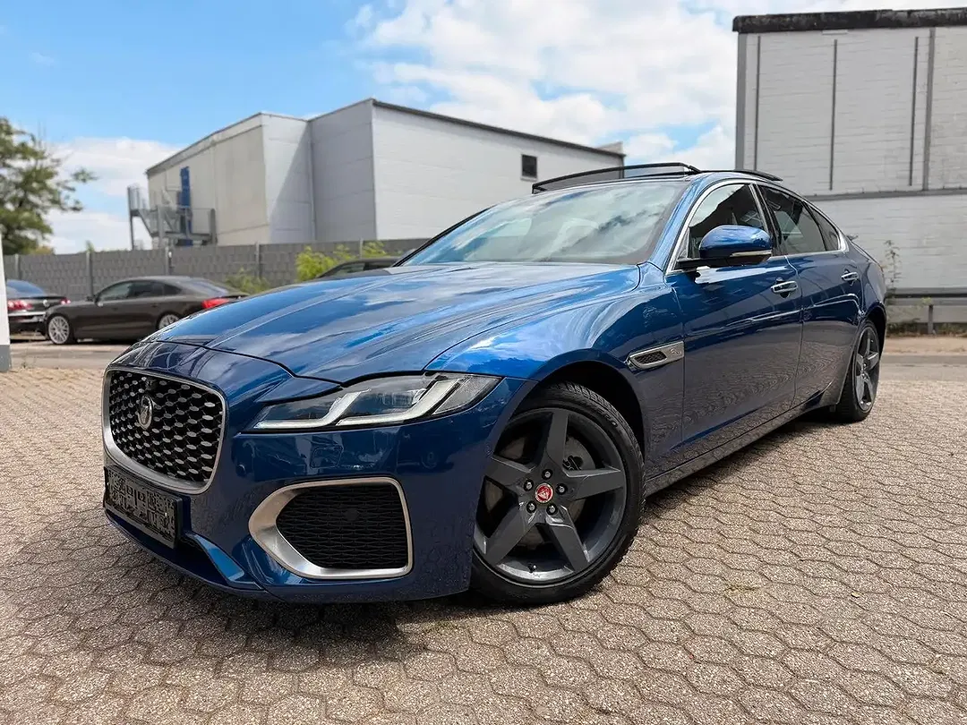Jaguar XF D200 MHEV 4x4 HSE R-Dynamic S - foto 1