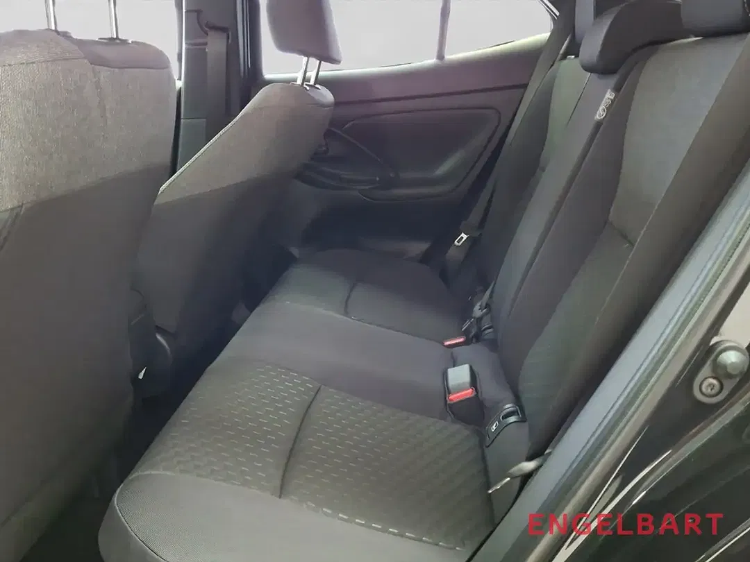Toyota Yaris Cross - Thumbnail 12