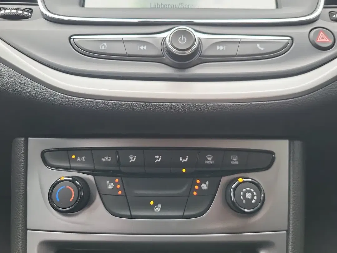 Opel Astra - foto 15