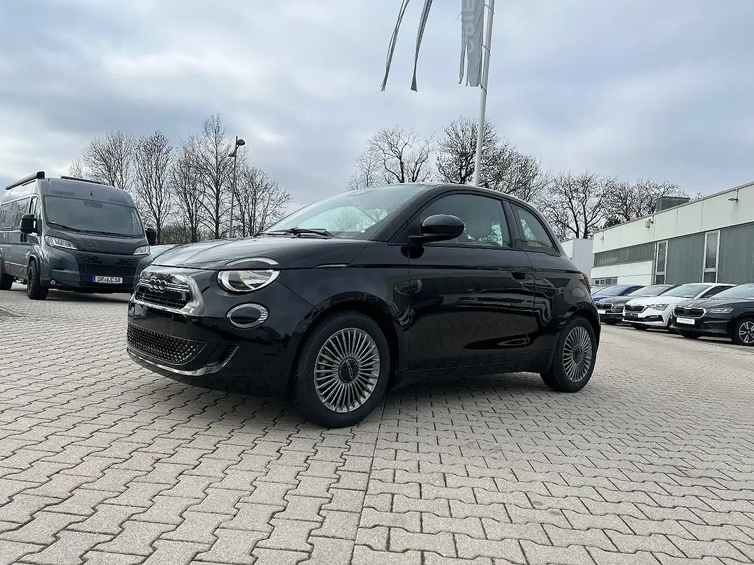 Fiat 500 - Thumbnail 1