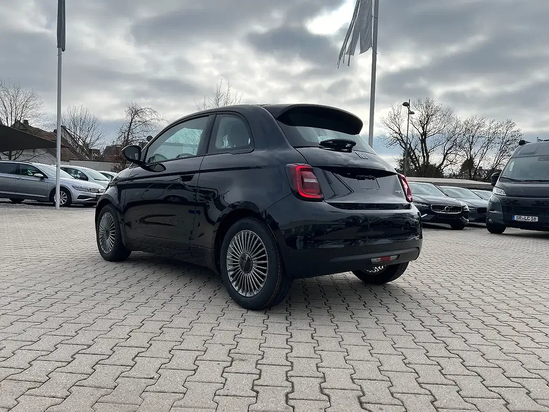 Fiat 500 - Thumbnail 2