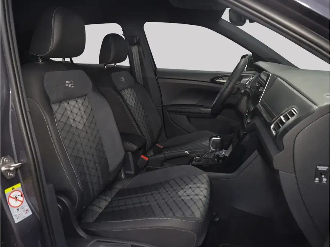 Volkswagen T-Cross - Thumbnail 6