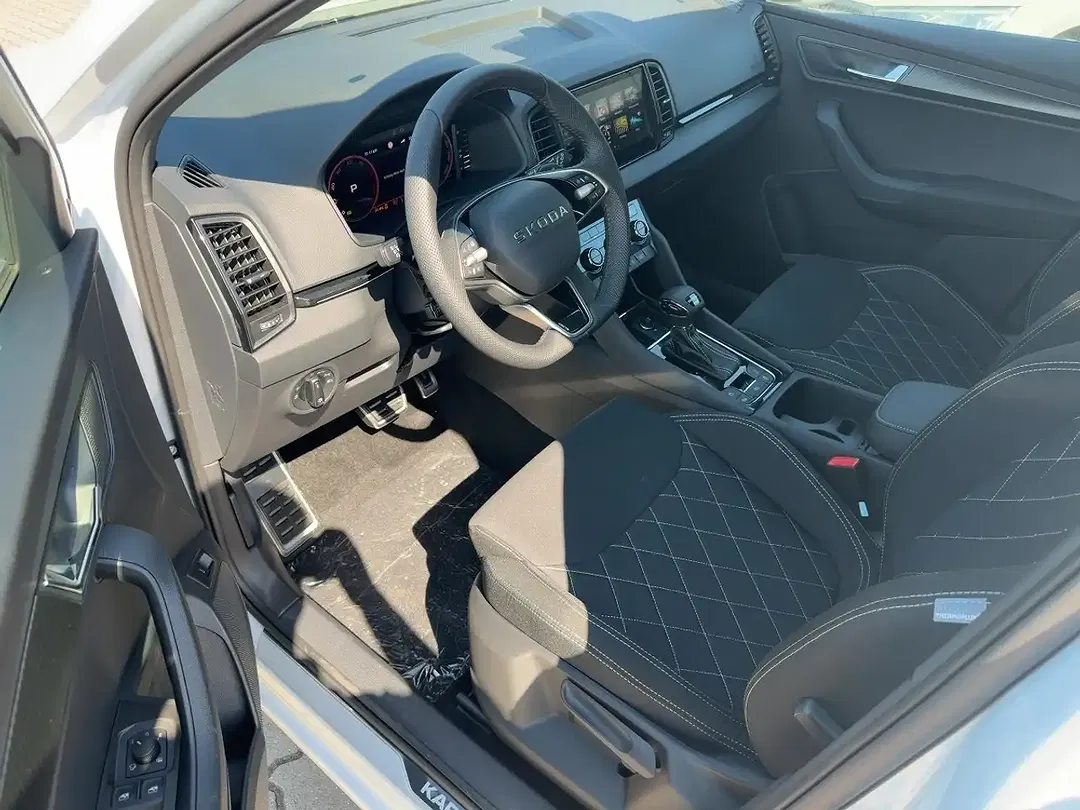 Skoda Karoq - Thumbnail 7
