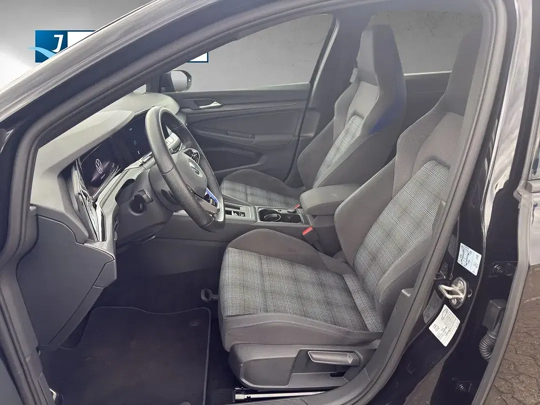 Volkswagen Golf - Thumbnail 7