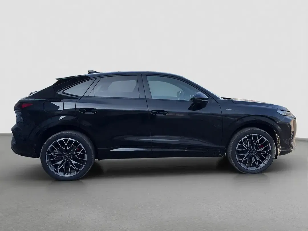 Audi Q3 - Thumbnail 7