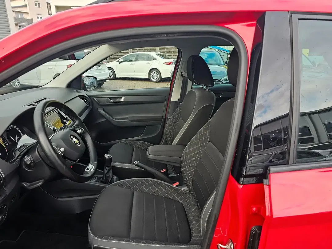Skoda Fabia - Thumbnail 7