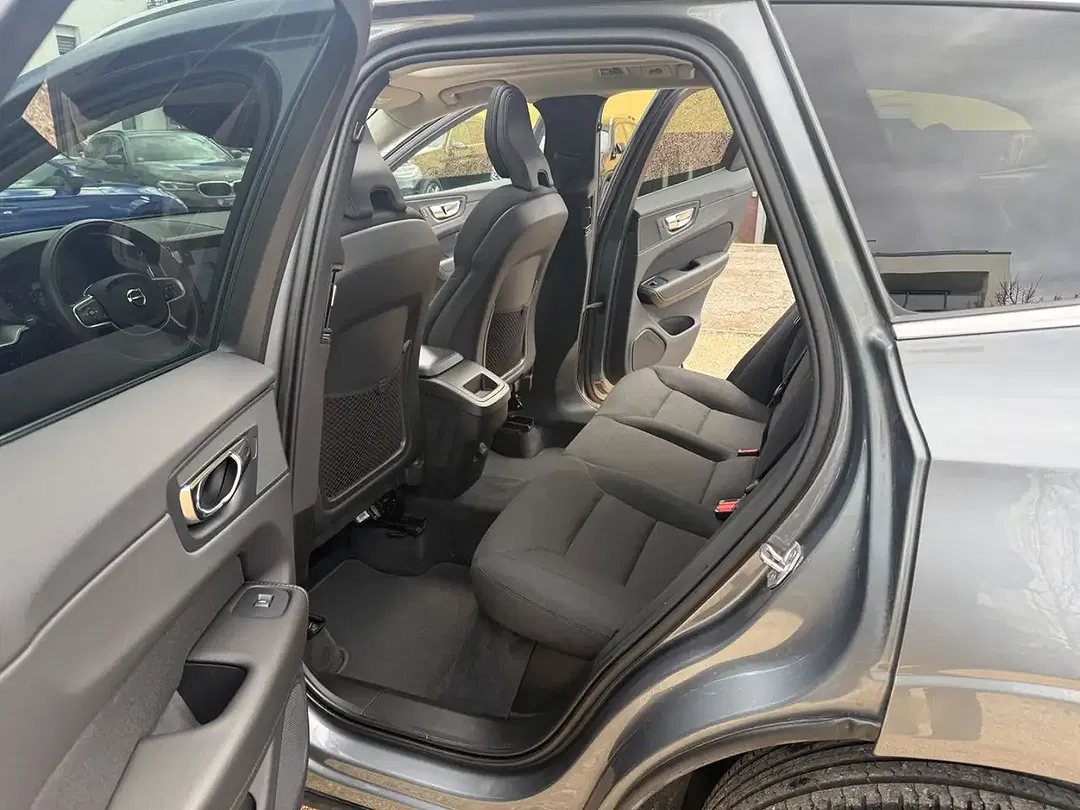 Volvo XC60 - Thumbnail 14