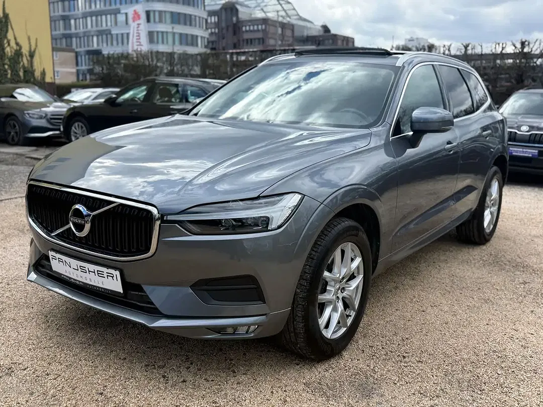 Volvo XC60 - Thumbnail 3