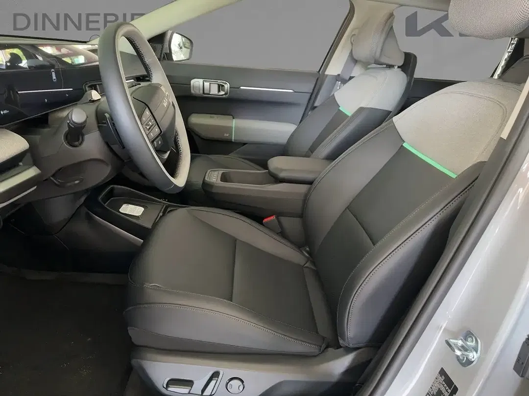 Kia EV4 - Thumbnail 9