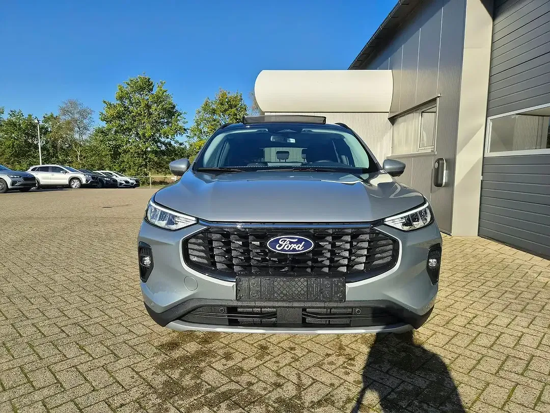 Ford Kuga - Thumbnail 4