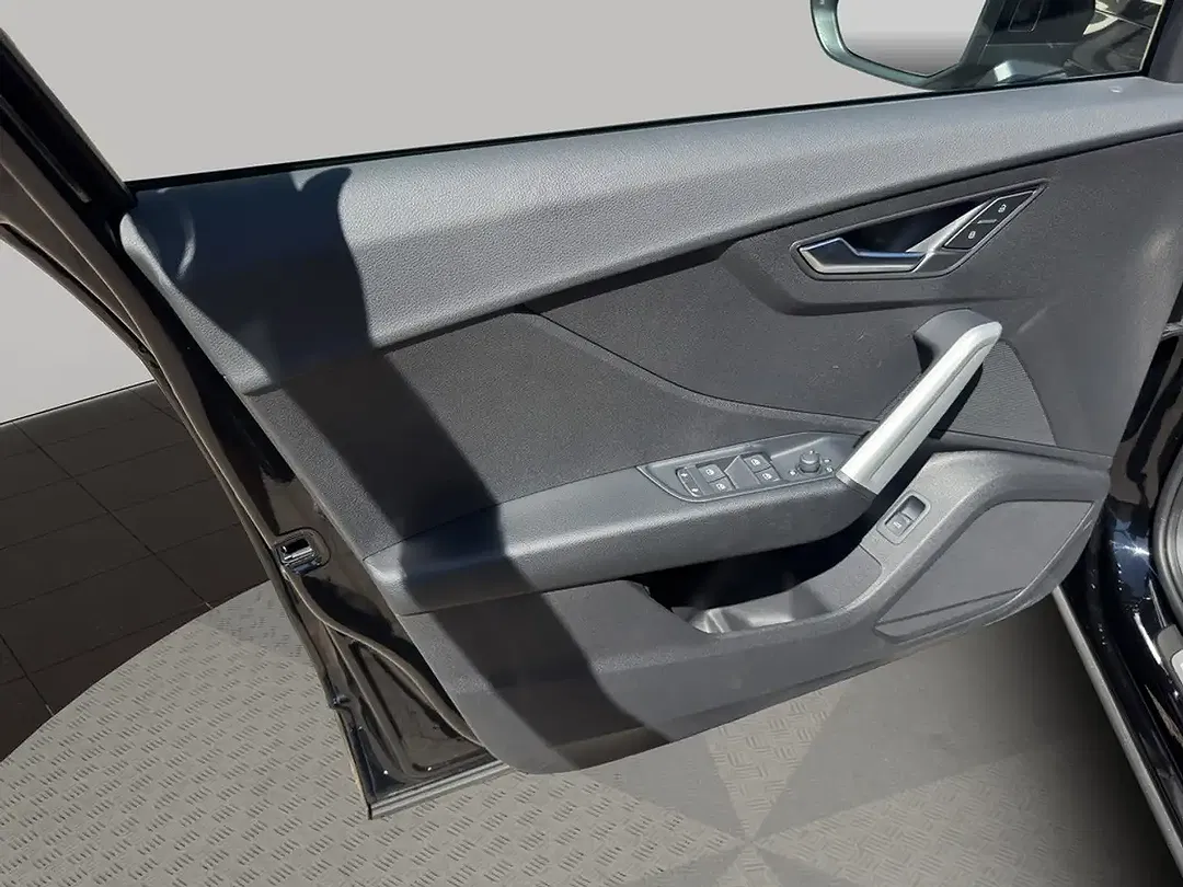 Audi Q2 - Thumbnail 10