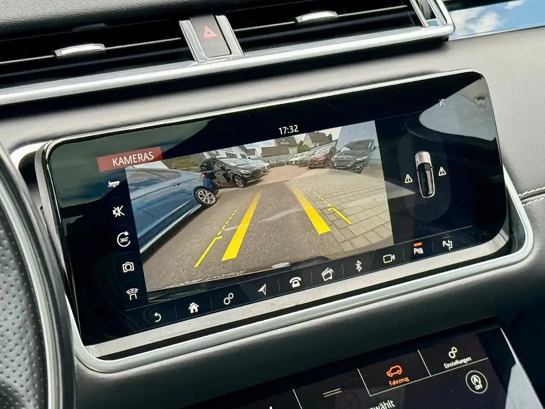 Land Rover Range Rover Velar - Thumbnail 13