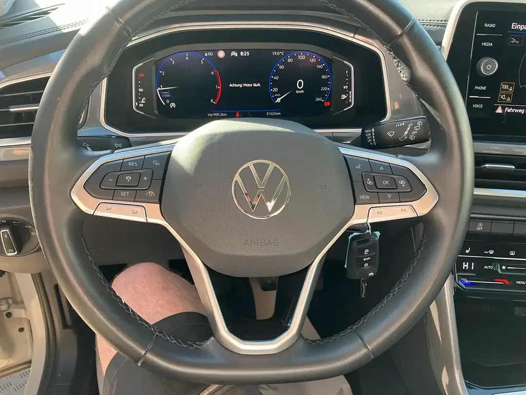 Volkswagen T-Roc - Thumbnail 12