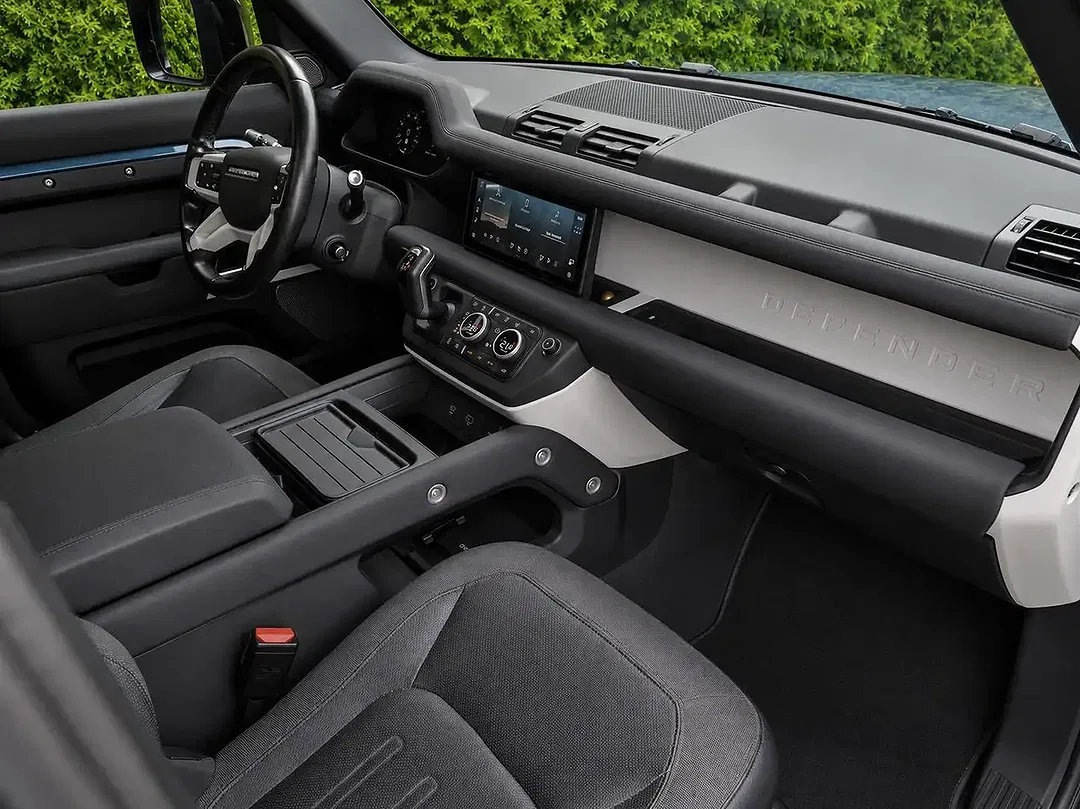 Land Rover Defender - Thumbnail 17