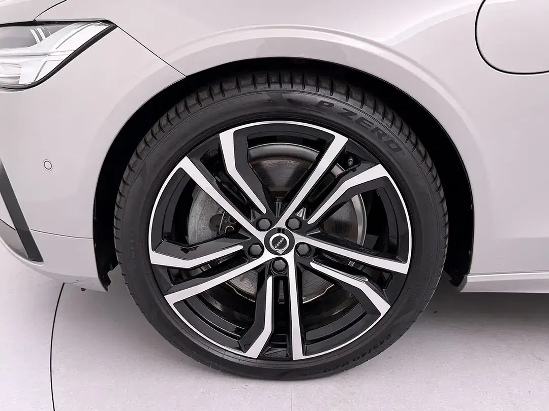 Volvo V90 - Thumbnail 9