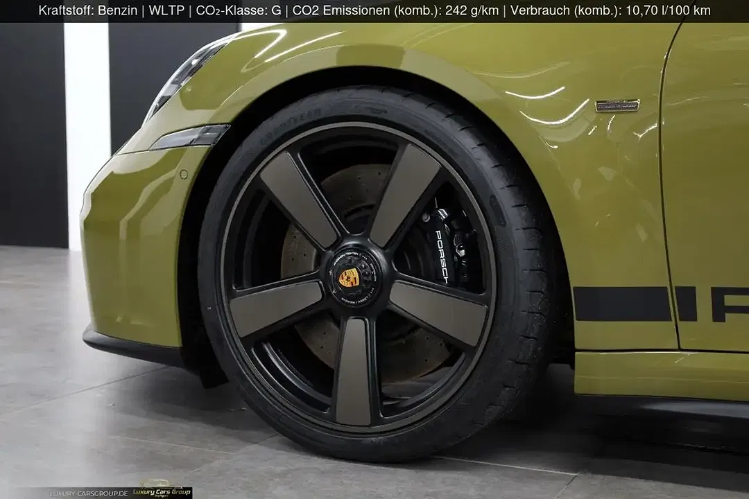 Porsche 992 - Thumbnail 14