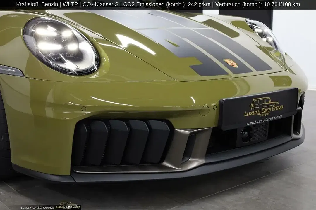 Porsche 992 - Thumbnail 6