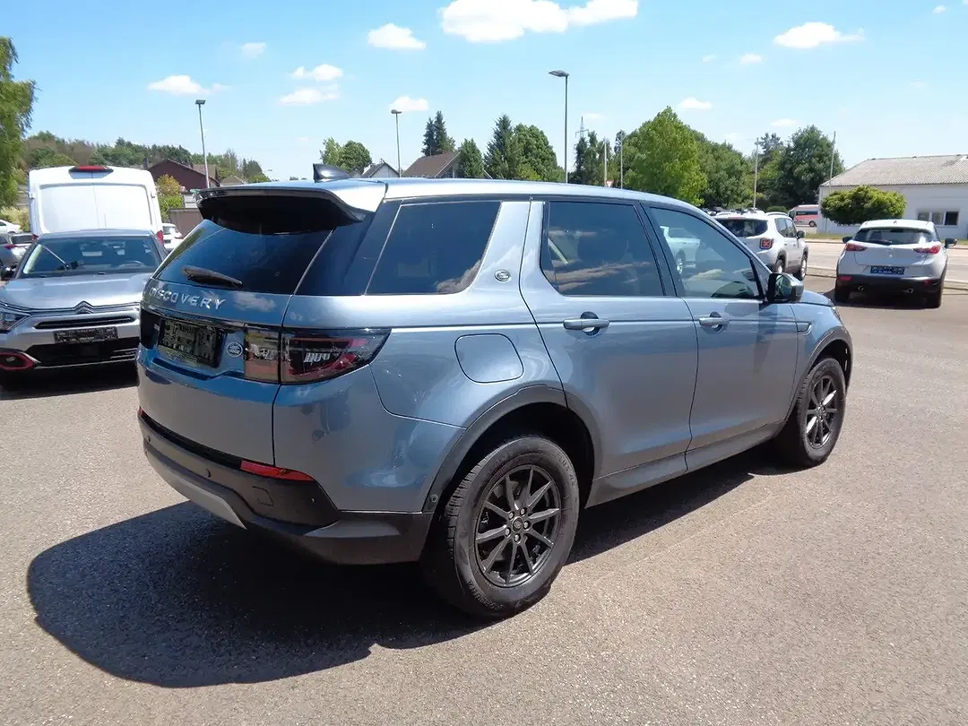 Land Rover Discovery - Thumbnail 4