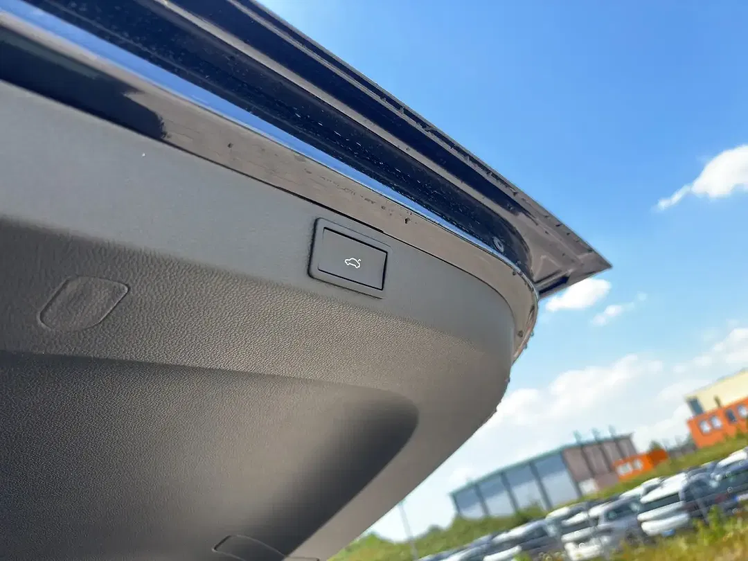 Skoda Karoq - Thumbnail 14