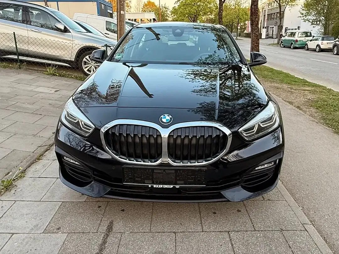 BMW 118 - Thumbnail 3