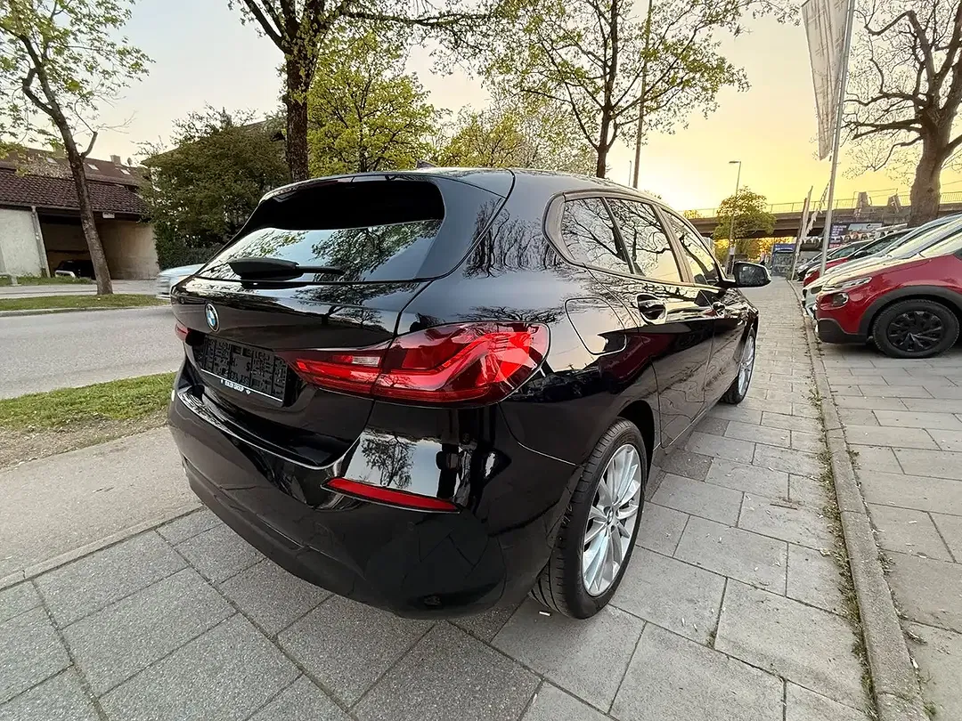 BMW 118 - Thumbnail 5