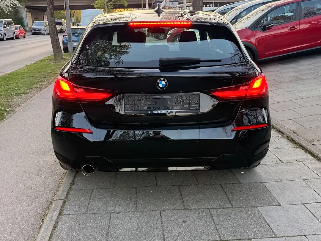BMW 118 - Thumbnail 6