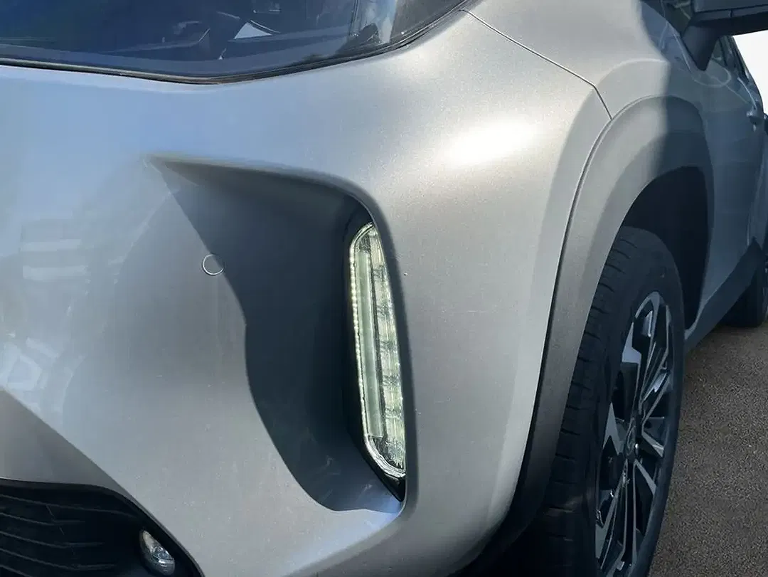 Toyota Yaris Cross - Thumbnail 6
