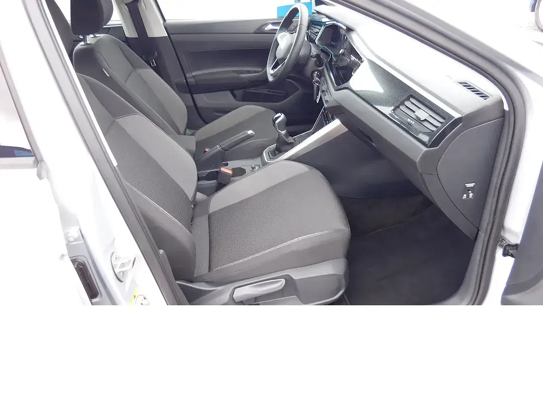 Volkswagen Polo - Thumbnail 11