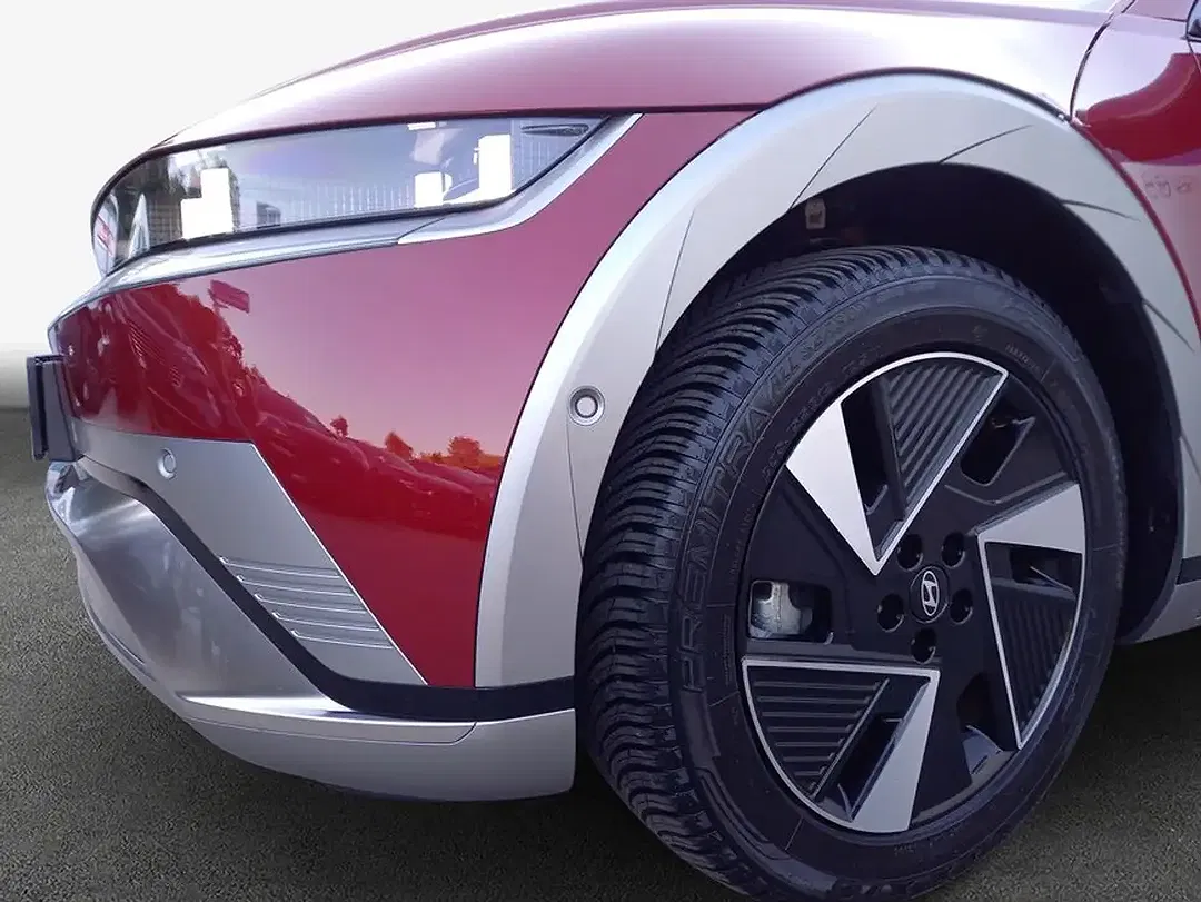 Hyundai IONIQ 5 - Thumbnail 6