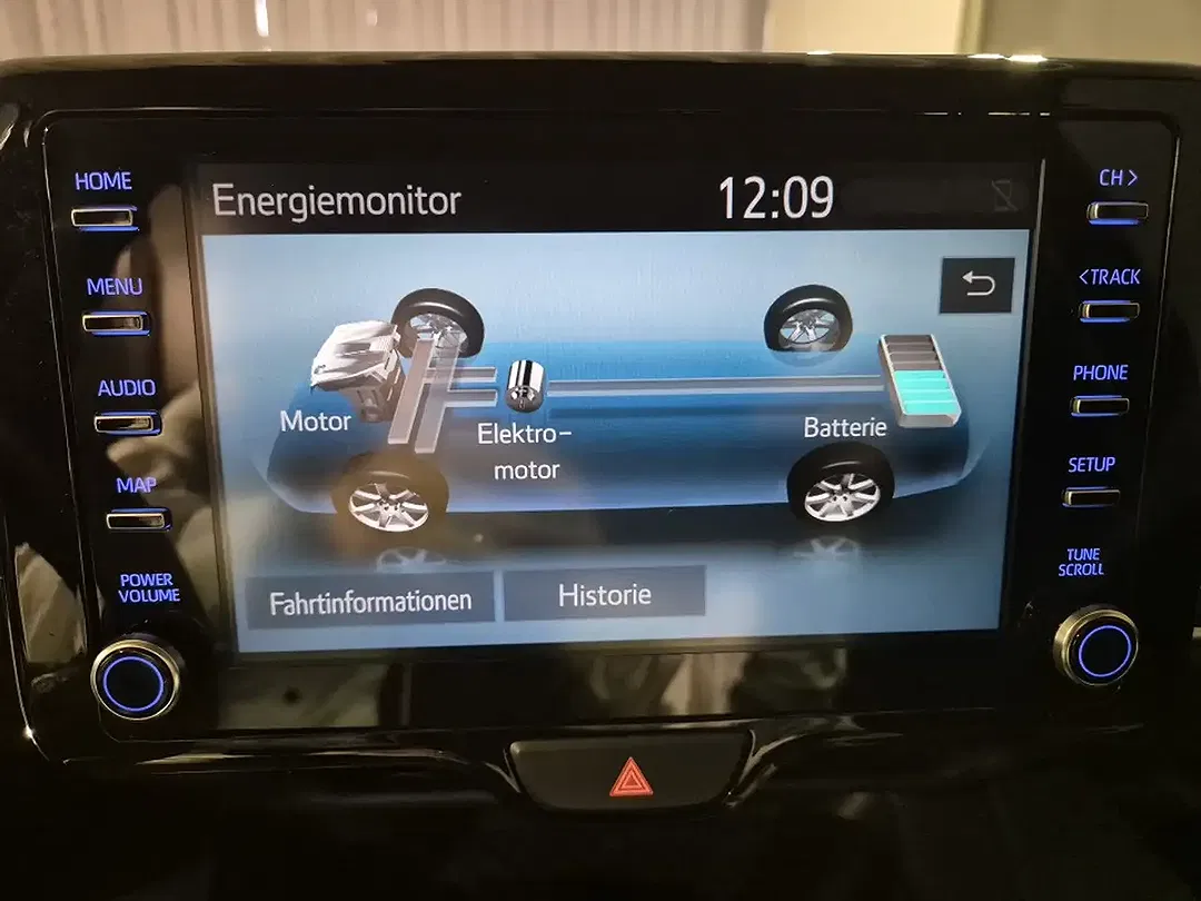 Mazda 2 - Thumbnail 12