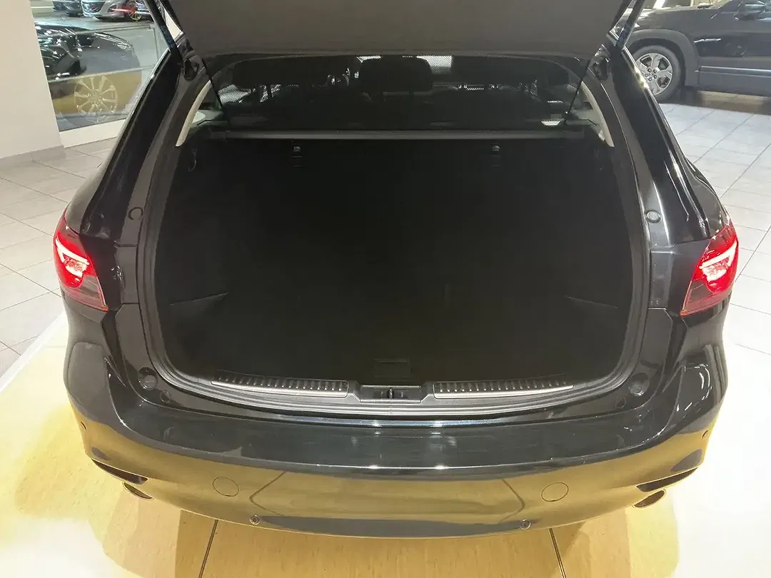 Mazda 6 - Thumbnail 5
