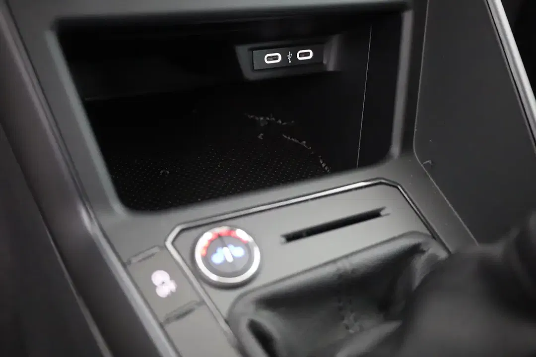 Volkswagen Polo - Thumbnail 12