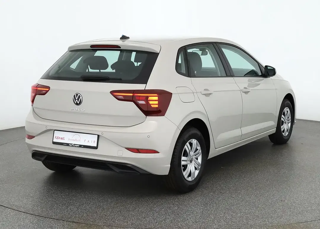 Volkswagen Polo - Thumbnail 4