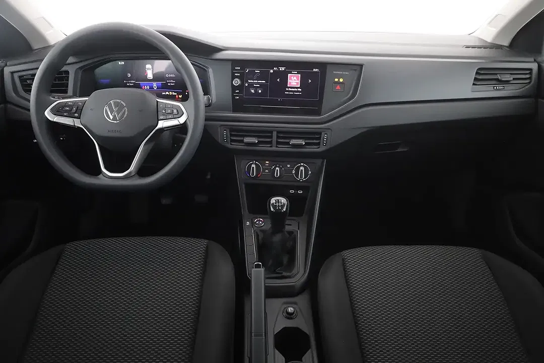 Volkswagen Polo - Thumbnail 8