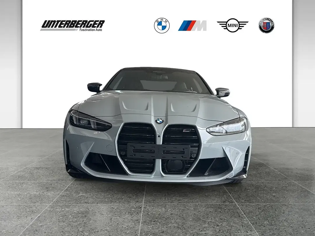 BMW M4 - Thumbnail 2
