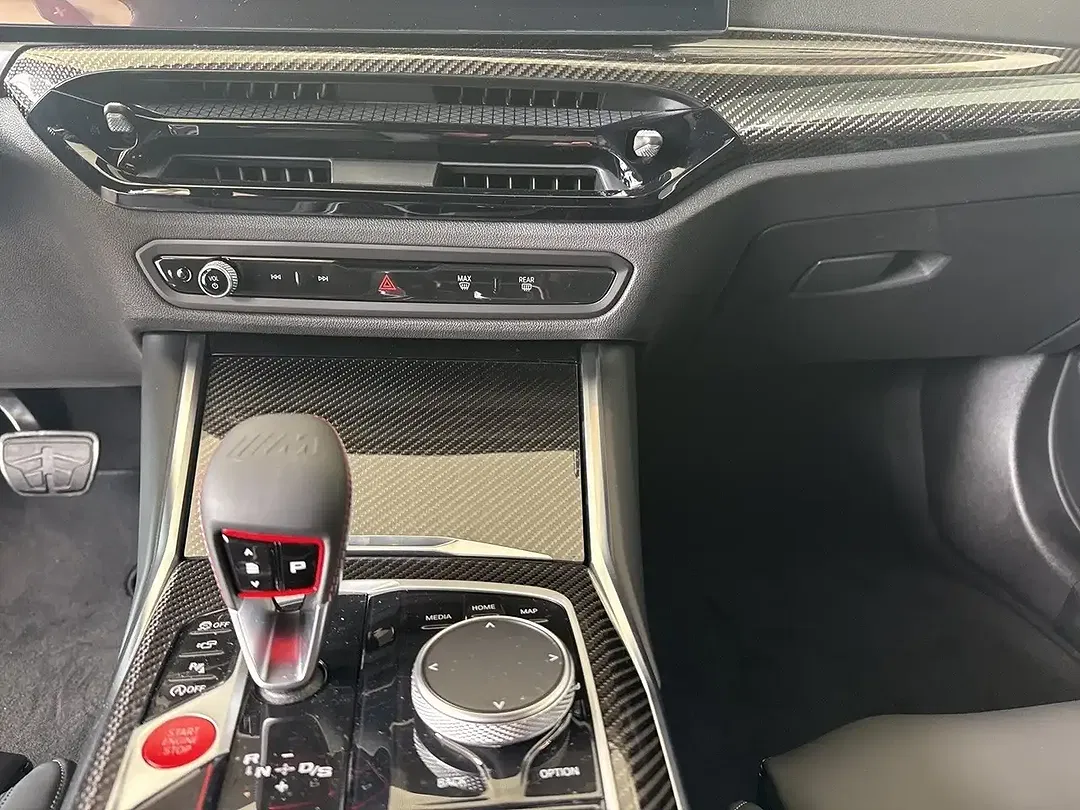 BMW M4 - Thumbnail 8