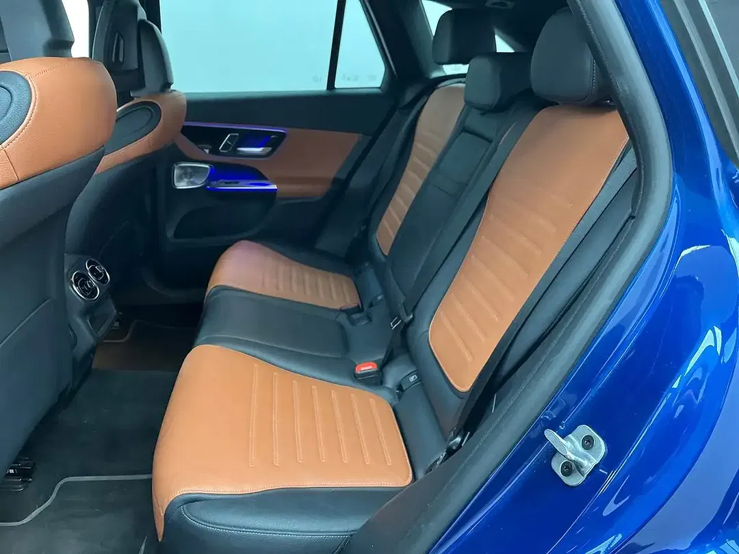 Mercedes-Benz GLC 220 - Thumbnail 9