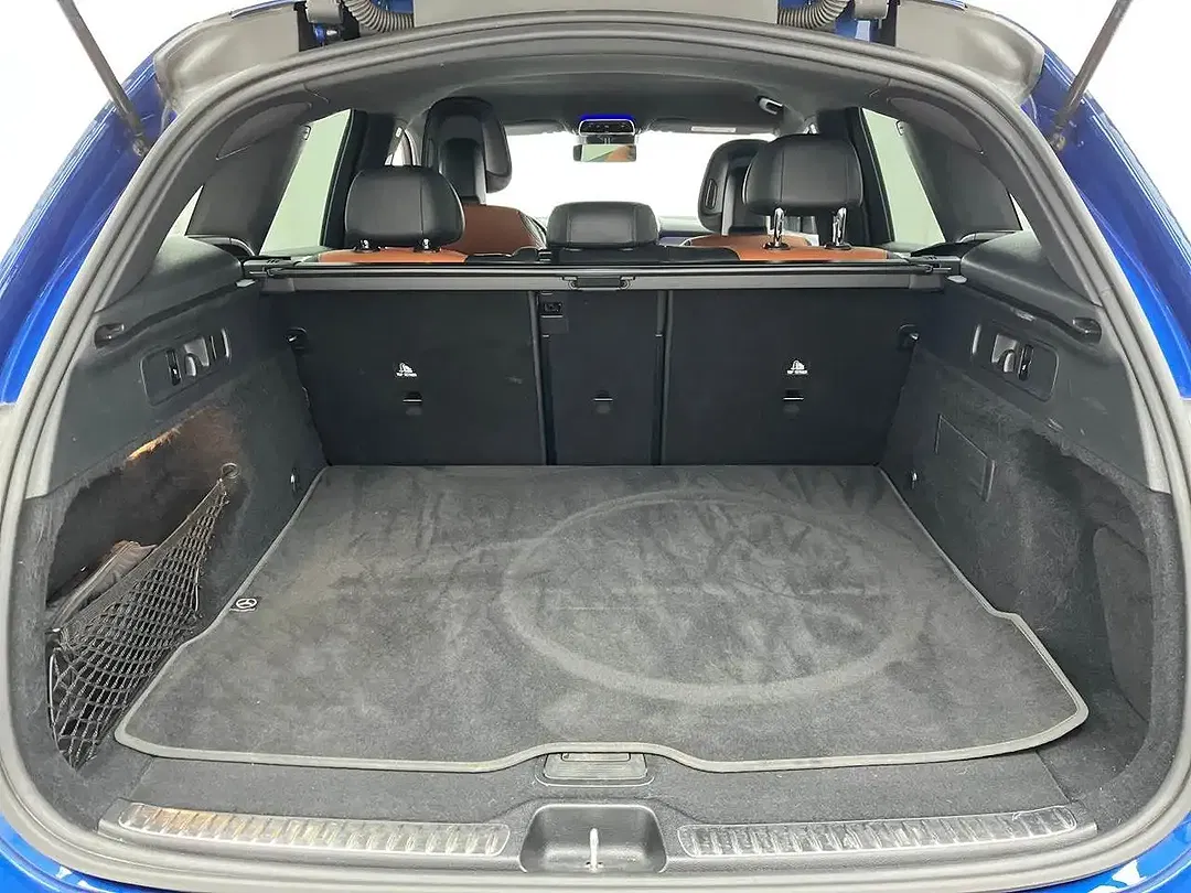Mercedes-Benz GLC 220 - Thumbnail 11