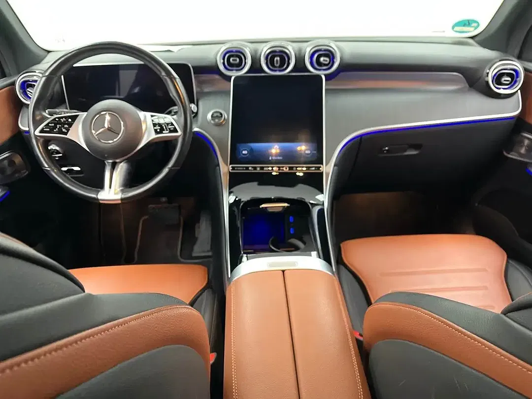 Mercedes-Benz GLC 220 - Thumbnail 4