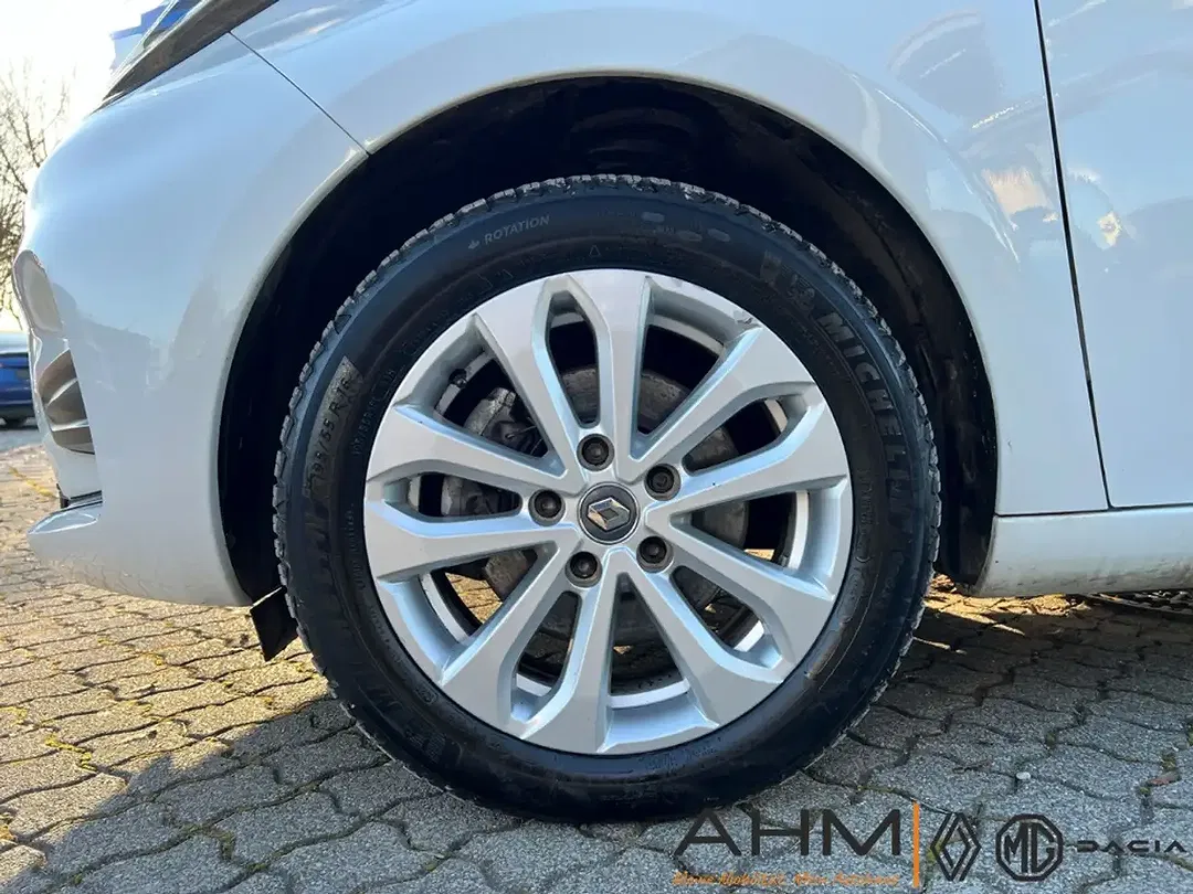 Renault ZOE - Thumbnail 8