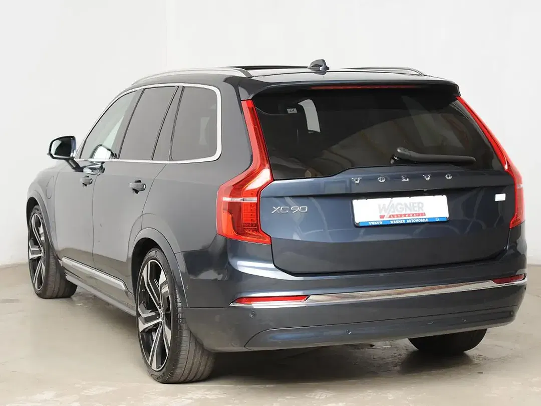 Volvo XC90 - Thumbnail 4