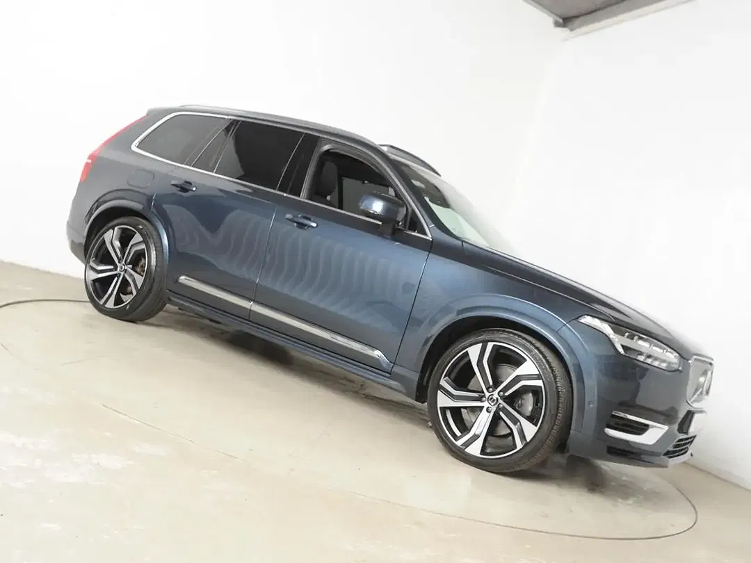 Volvo XC90 - Thumbnail 9