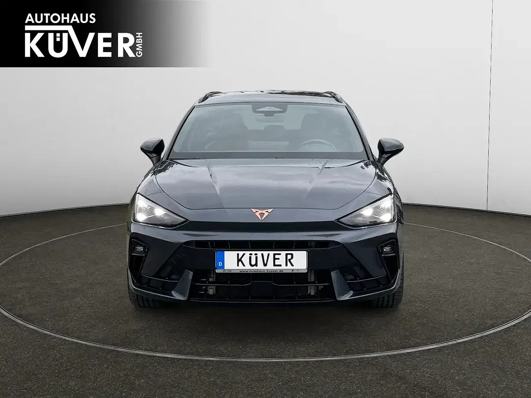 CUPRA Leon - Thumbnail 2