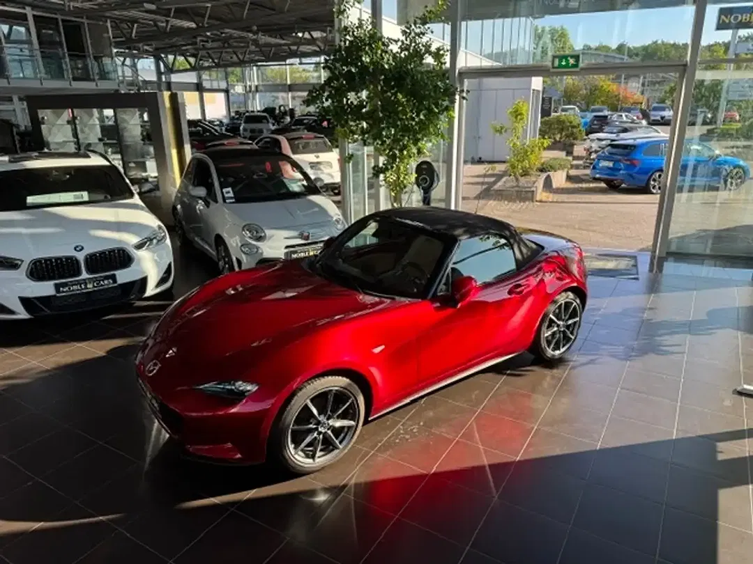 Mazda MX-5 - Thumbnail 4